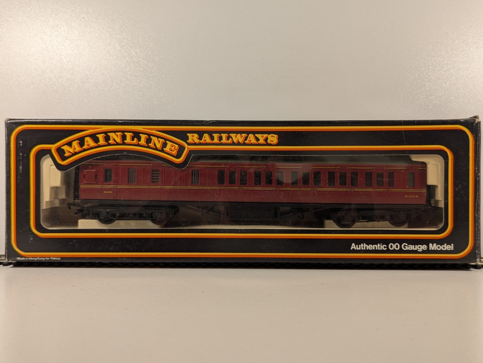 Mainline Railways 37-109 OO Gauge LMS 57' Panelled 1st/3rd Corridor Composite