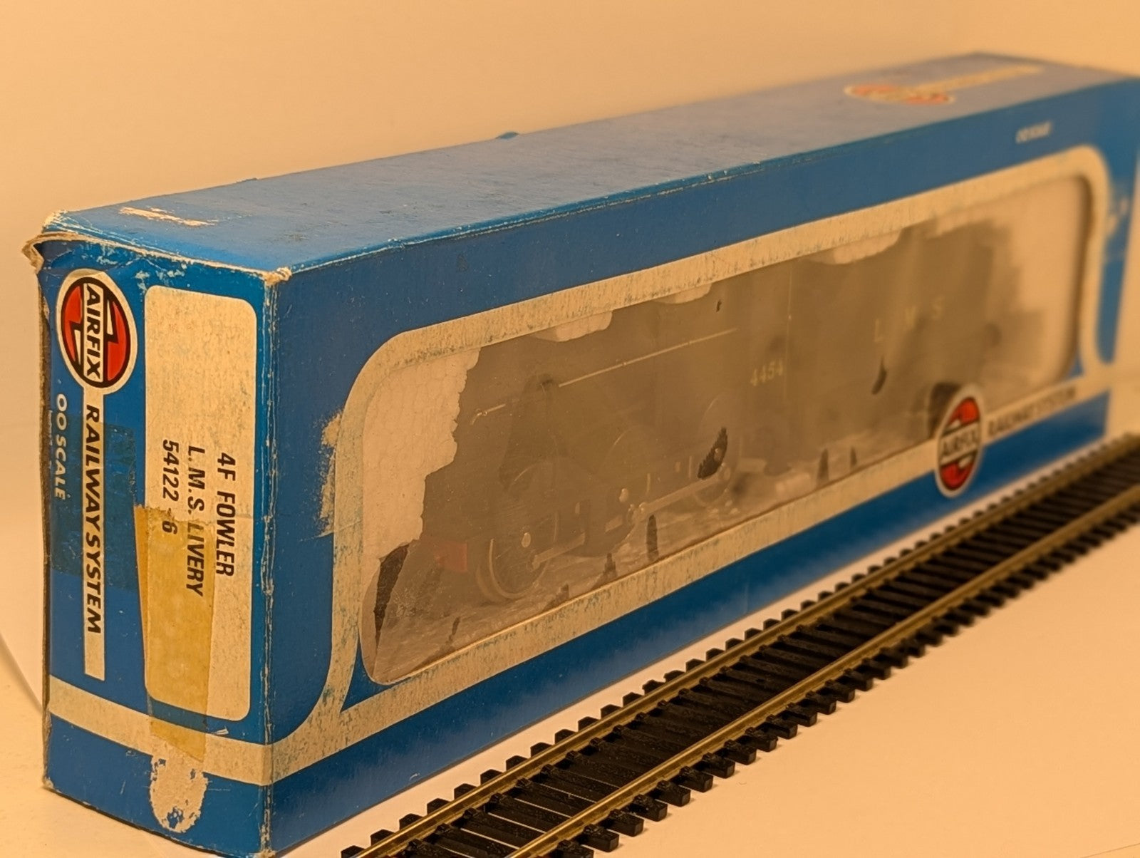 Airfix 54122-6 OO Gauge LMS Fowler 4F 0-6-0 Locomotive 4454