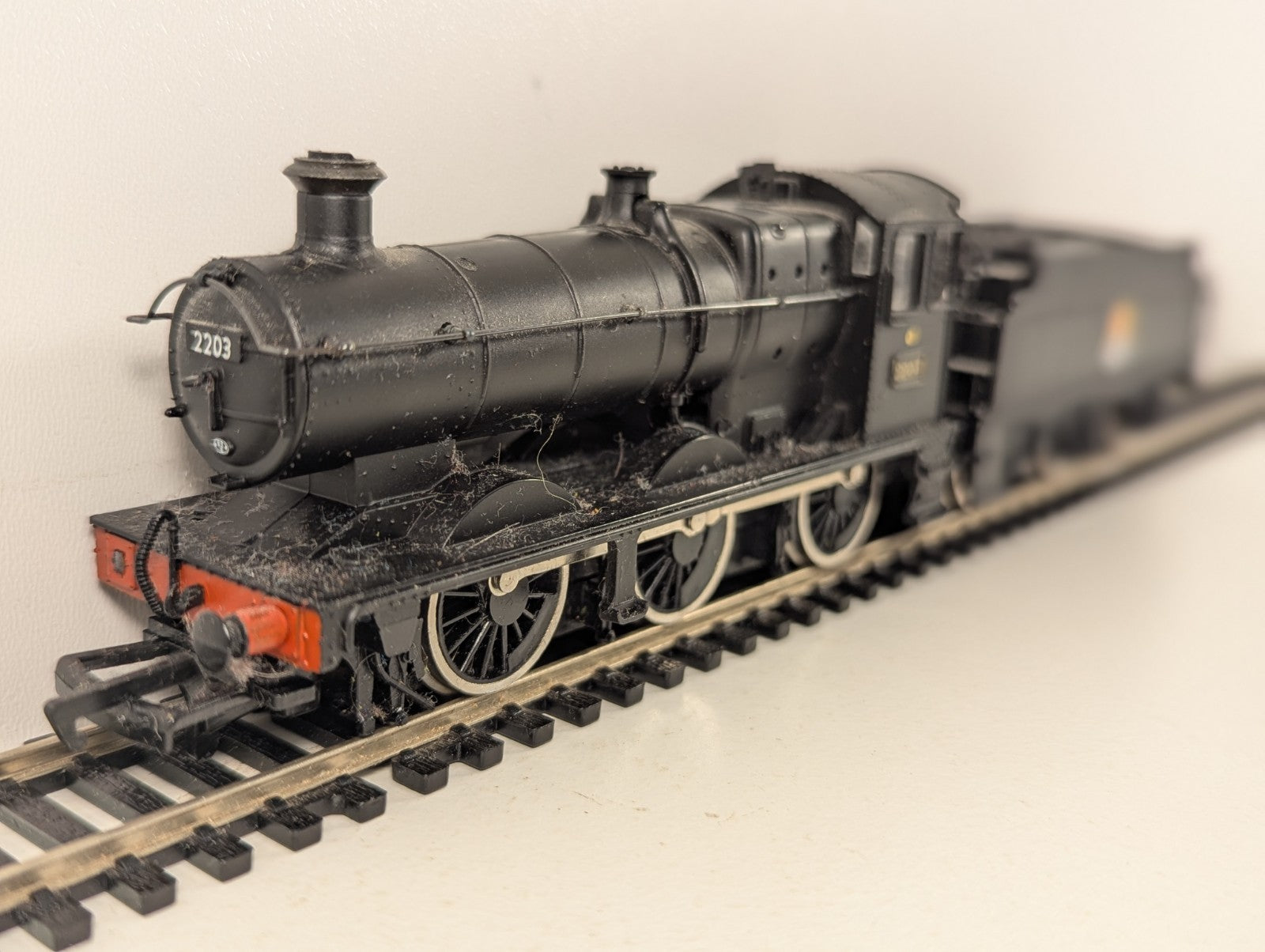 Bachmann 11042 BR Collett Goods 0-6-0 No.2203 Steam Locomotive OO Gauge