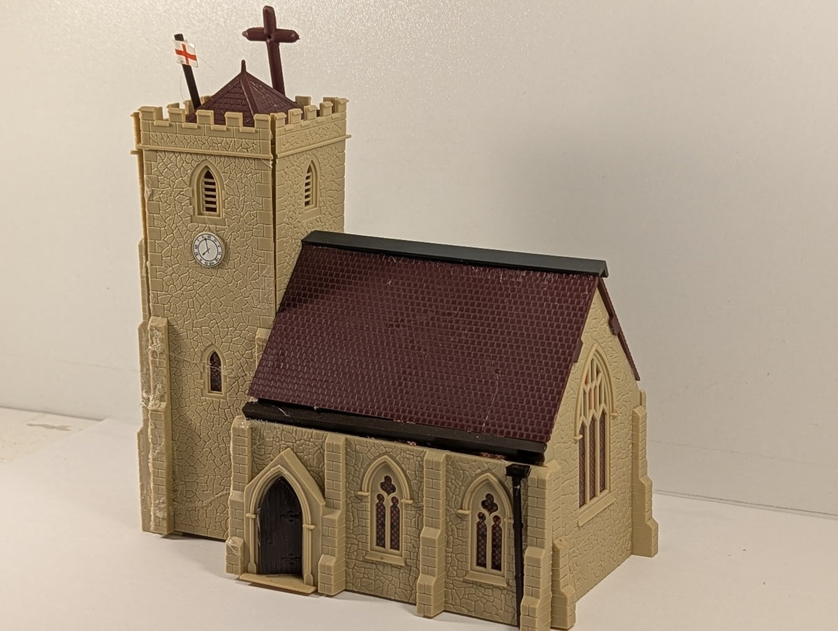 Hornby OO Gauge Country Church Buildings R138