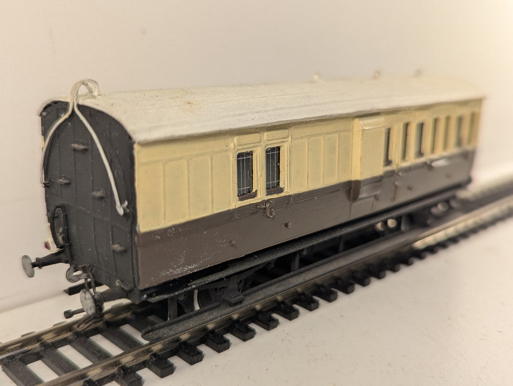 Ratio OO Gauge GWR 4-Wheel Brake Third Coach Coaches GWR Chocolate and Cream 610