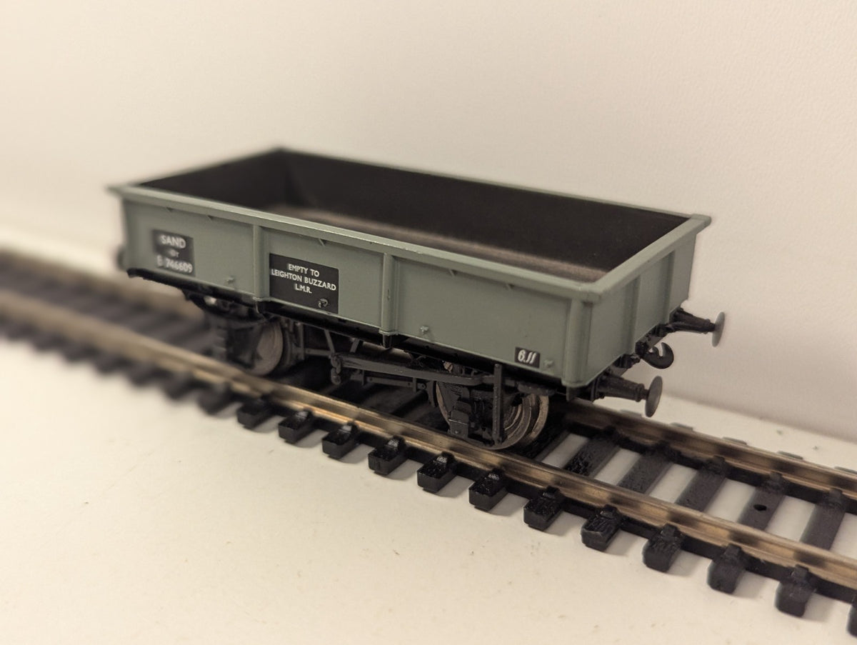 Bachmann OO Gauge 13T Steel Sand Tippler Wagon BR Grey