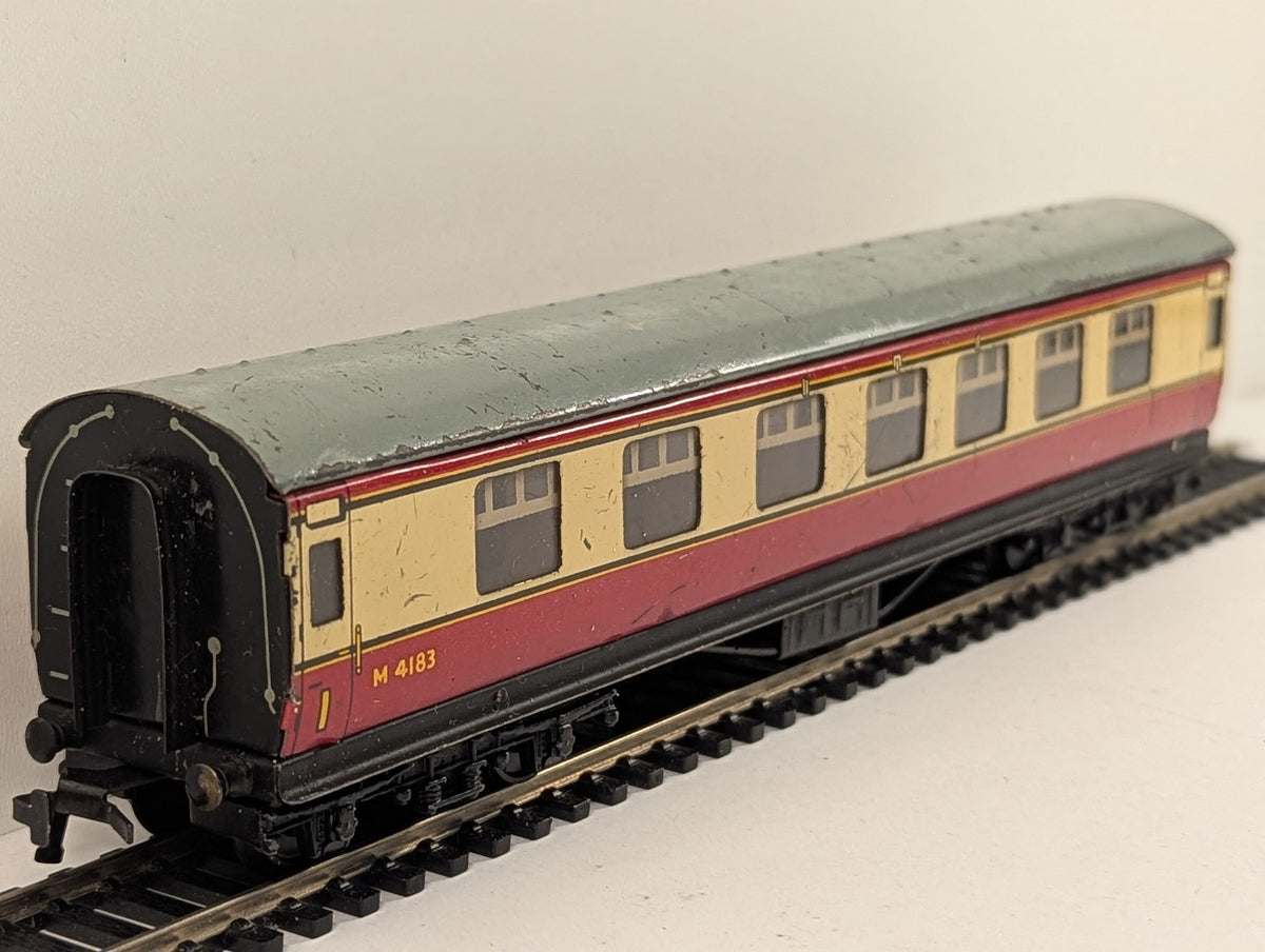 Hornby Dublo OO Gauge BR Corridor Composite Coach Passenger Coach M 4183