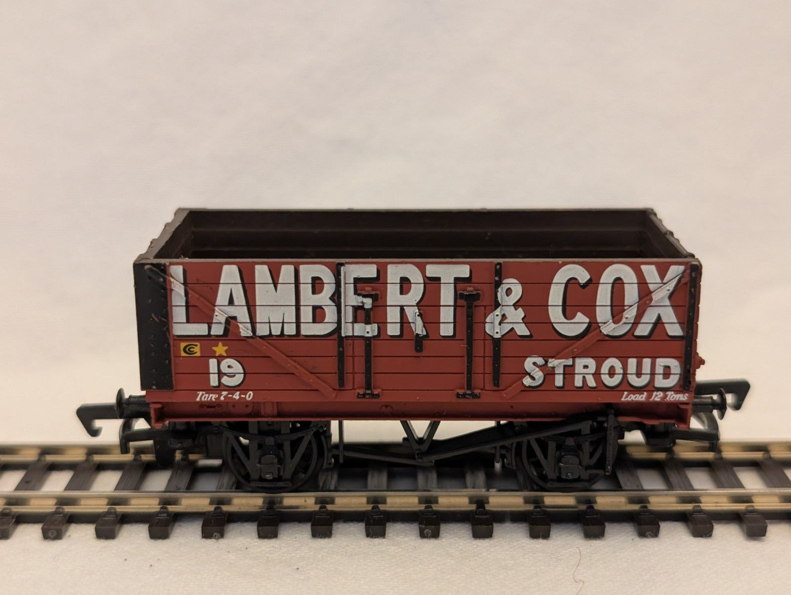 Bachmann OO Gauge Lambert & Cox 12 Ton 7 Plank Open Wagon Goods Wagon