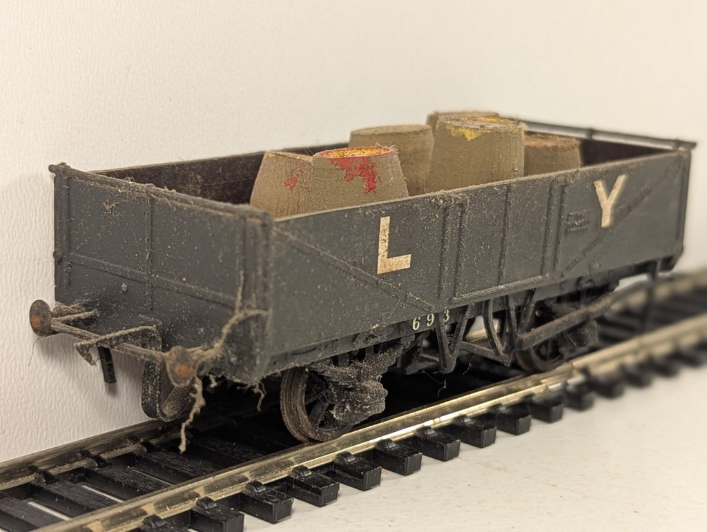 Kitbuilt OO Gauge L&Y 5-Plank Open Wagon Goods Wagon 693