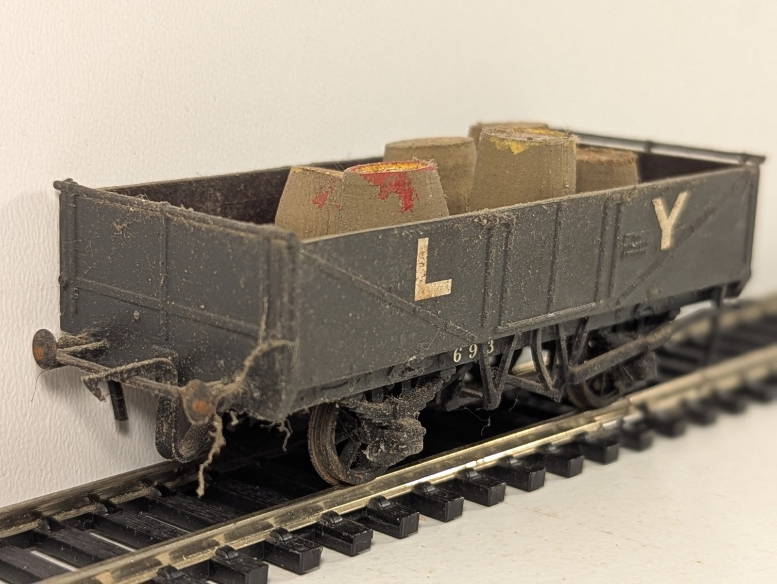 Kitbuilt OO Gauge L&Y 5-Plank Open Wagon Goods Wagon 693