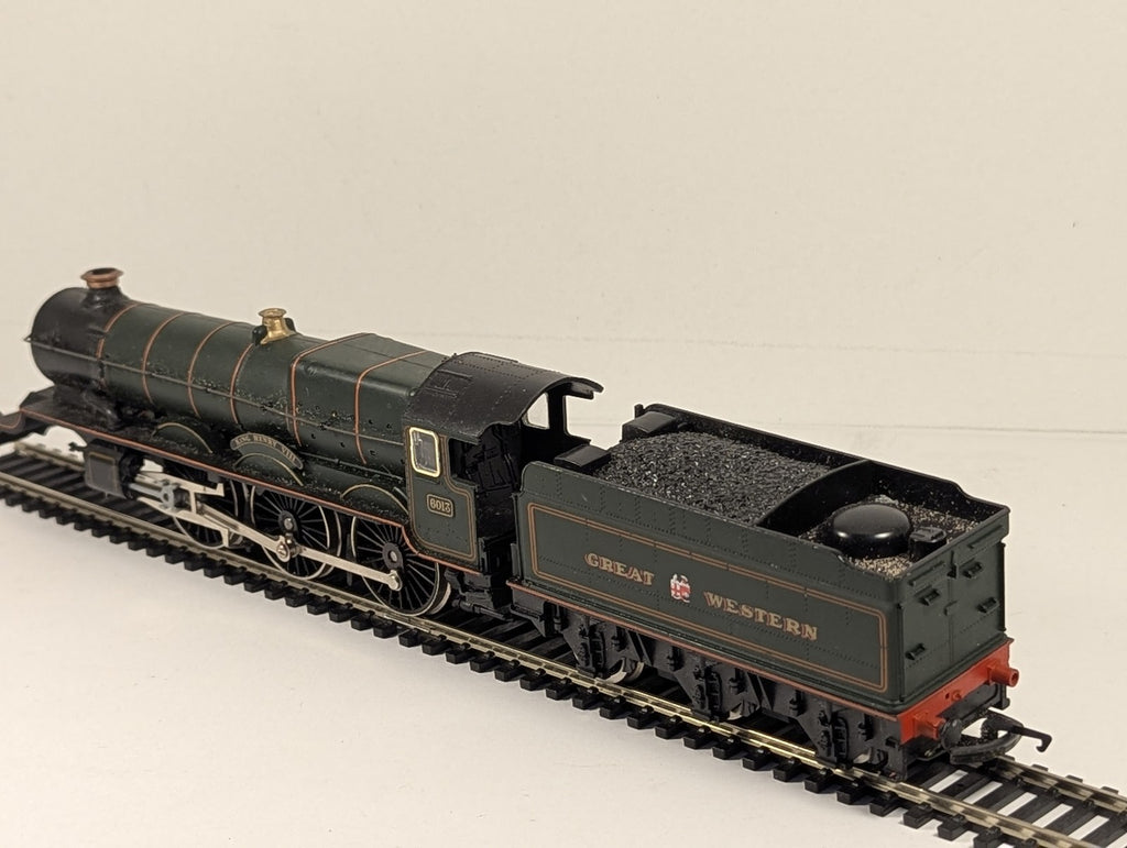 Hornby OO Gauge GWR King Class 4-6-0 'King Henry VIII' Steam Locomotive 6013