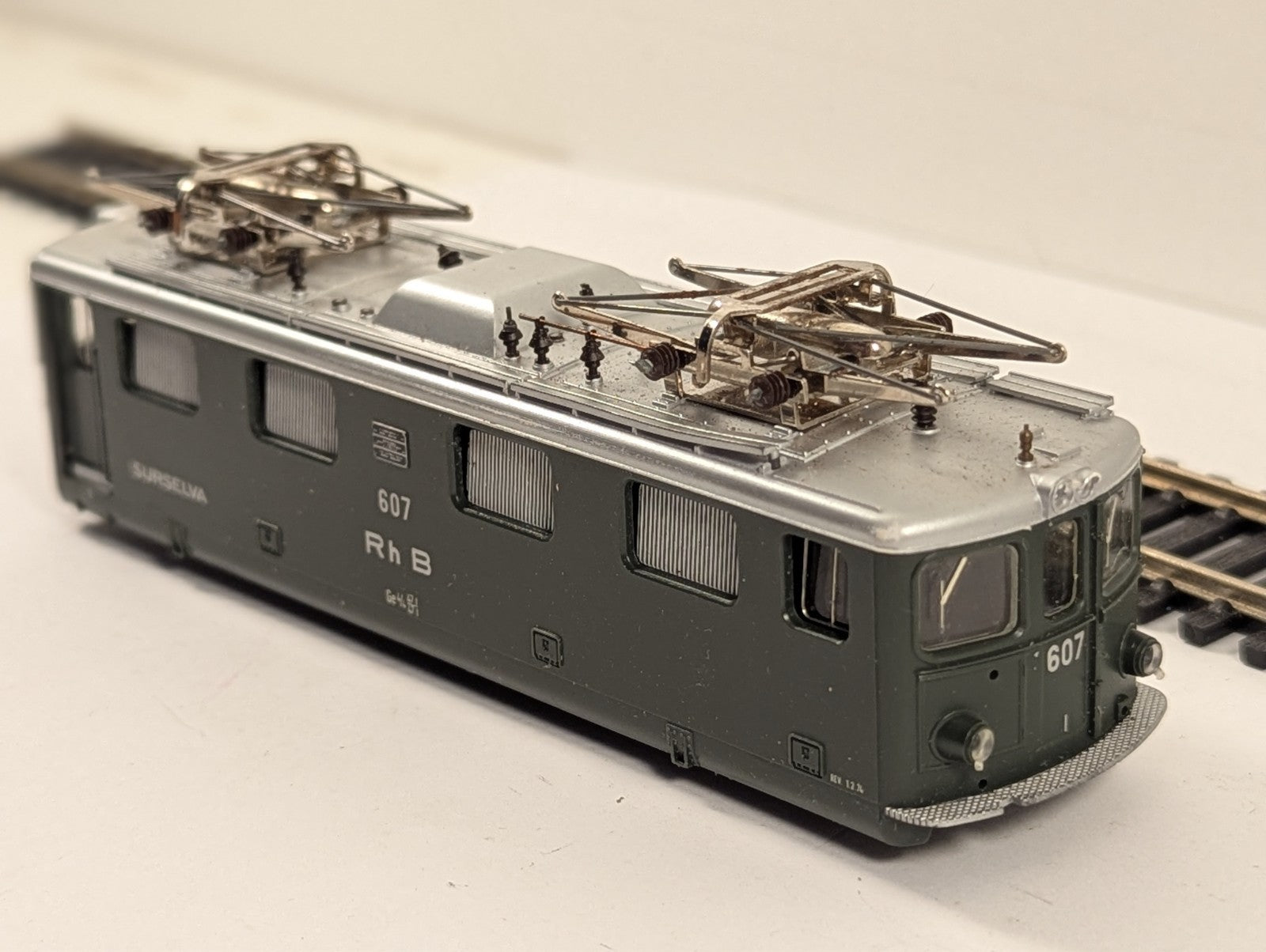 Bemo 1250 RhB Electric Locomotive Body Shell HOm Gauge - Boxed - Spares/Repairs