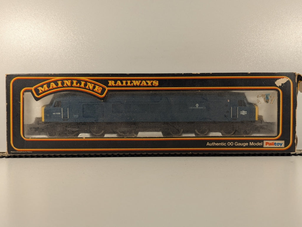 Mainline Railways 37-051 BR Class 45 "Peak" Diesel Locomotive OO Gauge - Boxed