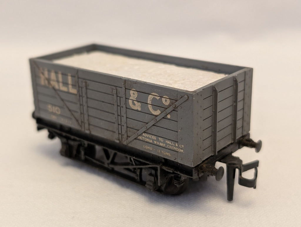 Trix / Liliput 1364 OO Gauge Hall & Co 7-Plank Open Wagon