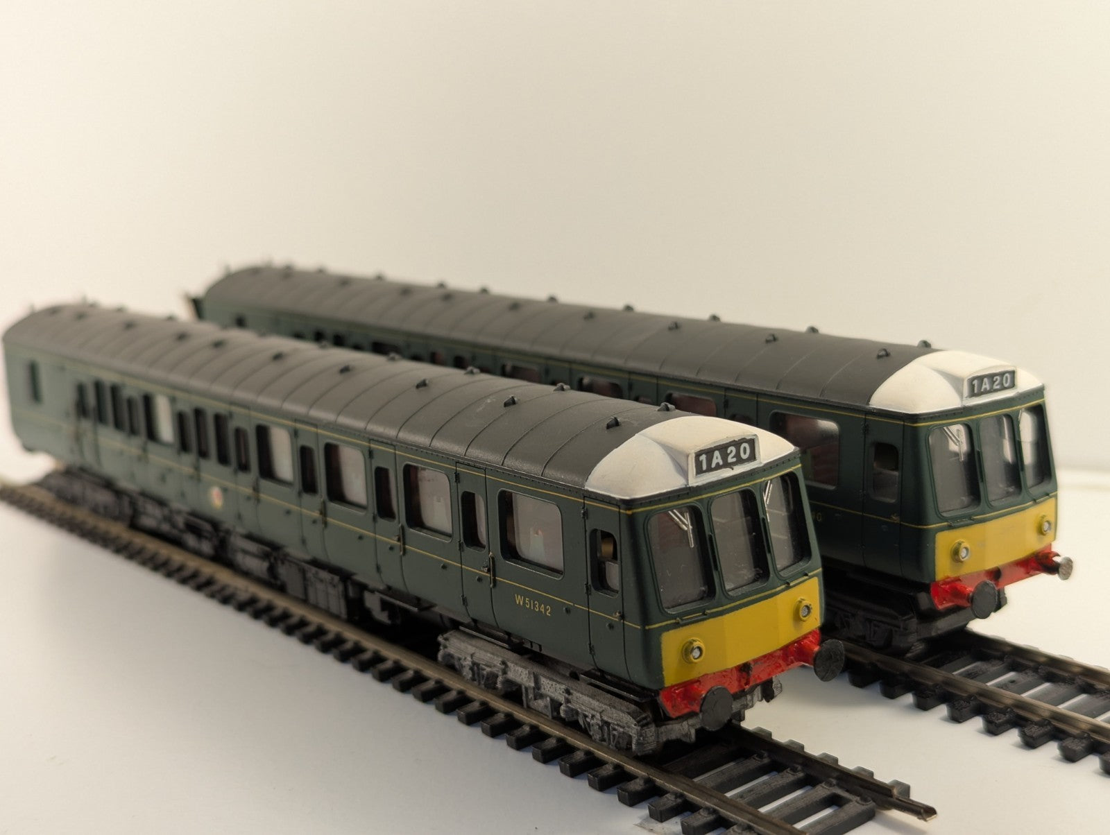 Lima Class 117 Diesel DMU BR Green Motorised & Dummy Unit