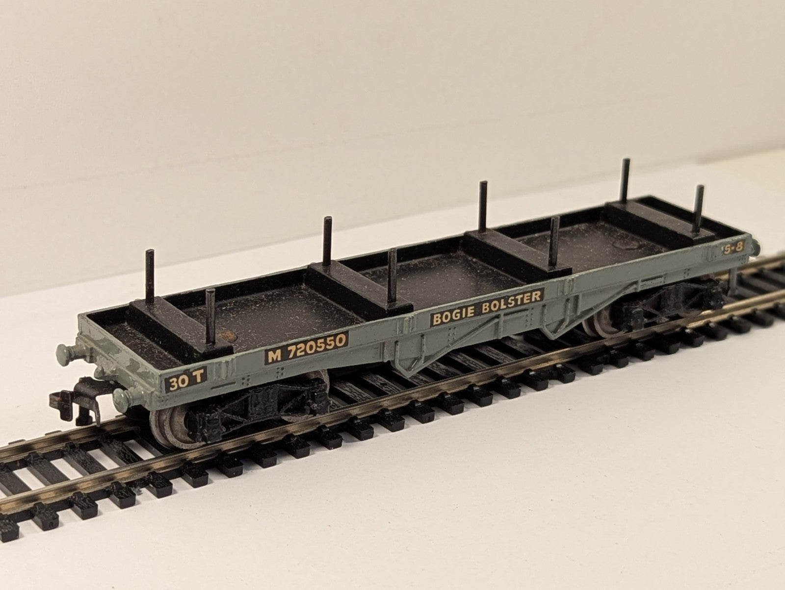 Hornby Dublo 4610 OO Gauge 30T Bogie Bolster Wagon