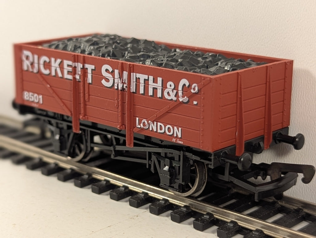 Dapol OO Gauge Rickett Smith & Co 5 Plank Wagon - Boxed