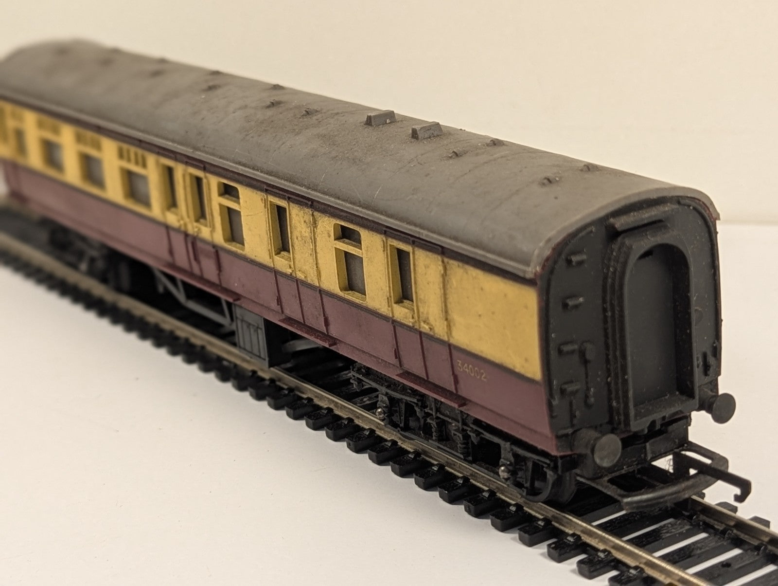 Tri-ang R224 OO Gauge BR Short Brake Second Coach 34002
