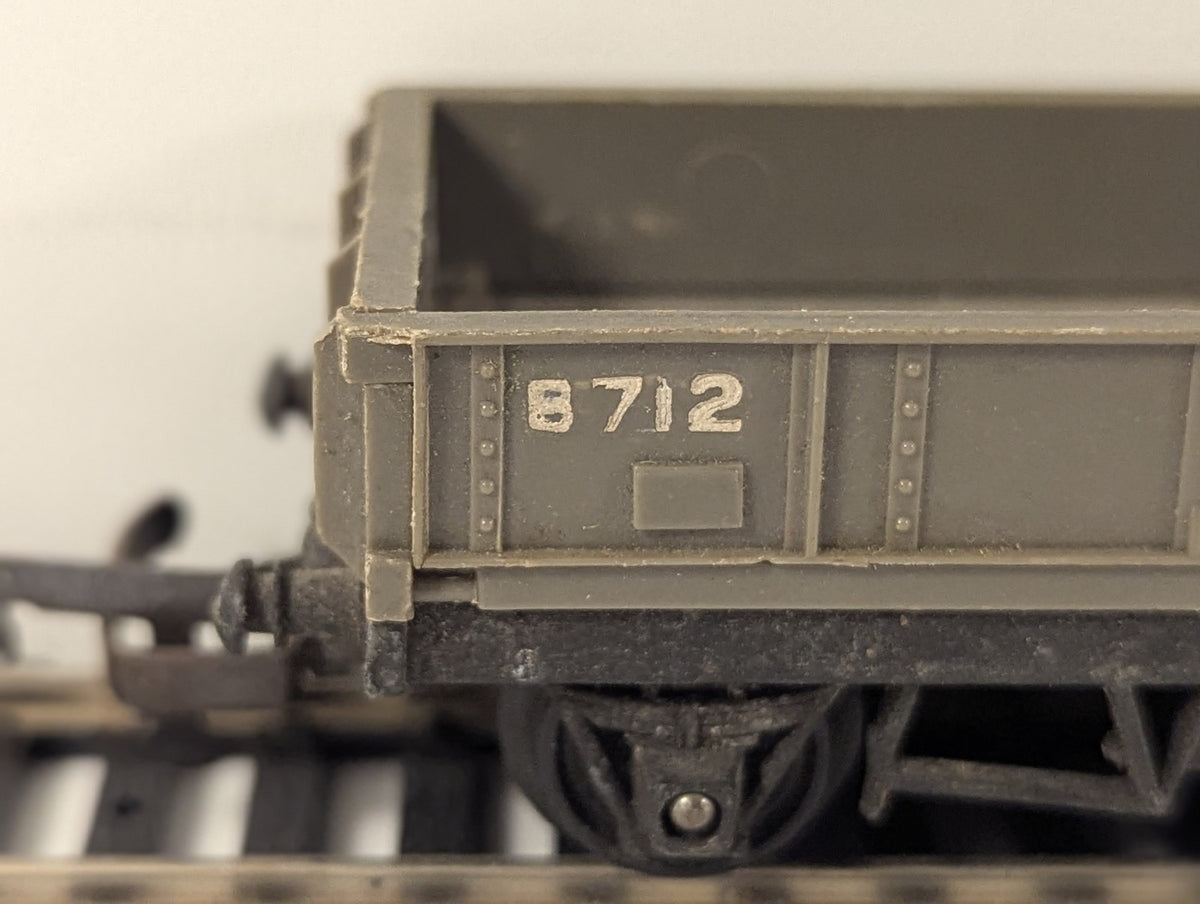 Tri-ang OO Gauge 13 Ton Medium Open Wagon Goods Wagon B712 BR Grey R113
