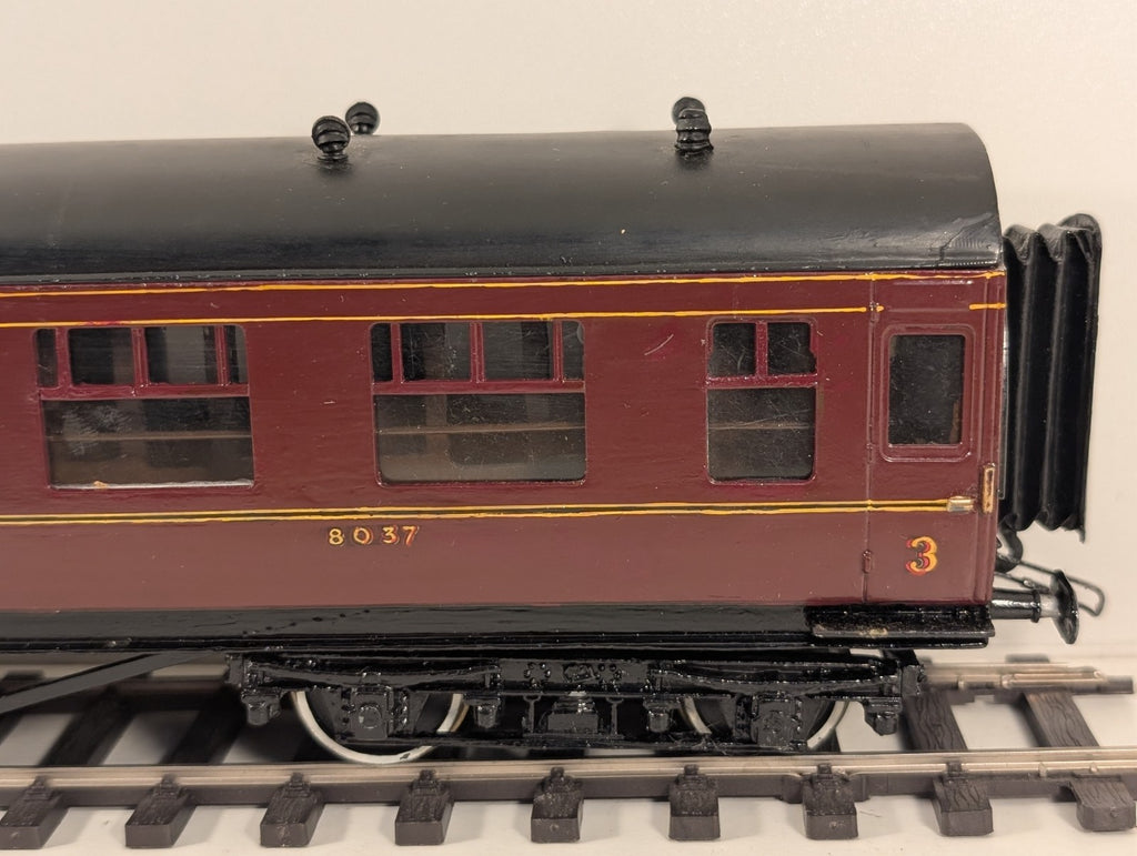 Leeds Company O Gauge Kitbuilt LMS Maroon 3rd Coach 8037