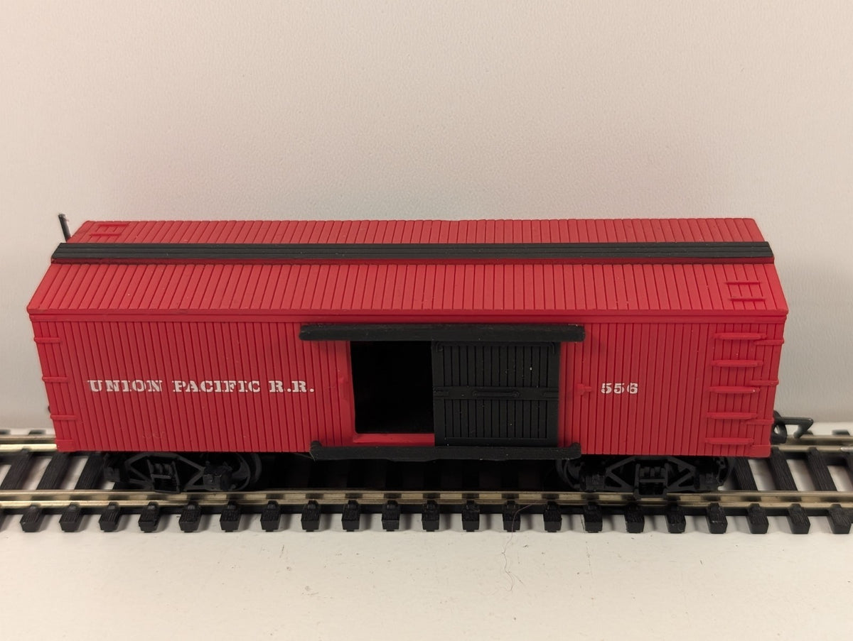 Airfix HO Union Pacific Box Car Wagon