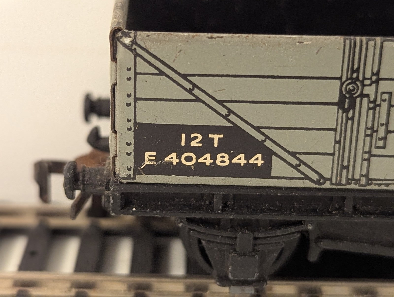 Hornby Dublo OO Gauge 12-Ton Open Wagon E404844 BR Grey D1
