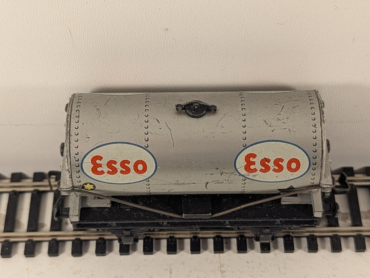 Hornby Dublo OO Gauge Esso Tank Wagon Goods Wagon Esso Silver D1