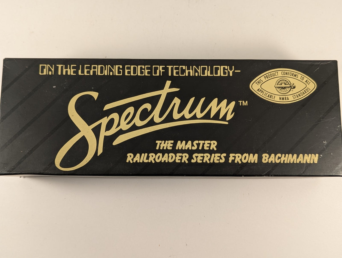 Bachmann Spectrum HO Gauge GP-30 Diesel Locomotive 1962 EMD Demo 41-0820-L7