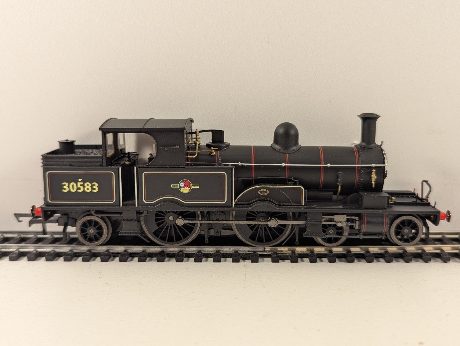 Oxford Rail OO Gauge Adams Radial 4-4-2T BR Lined Black - Boxed