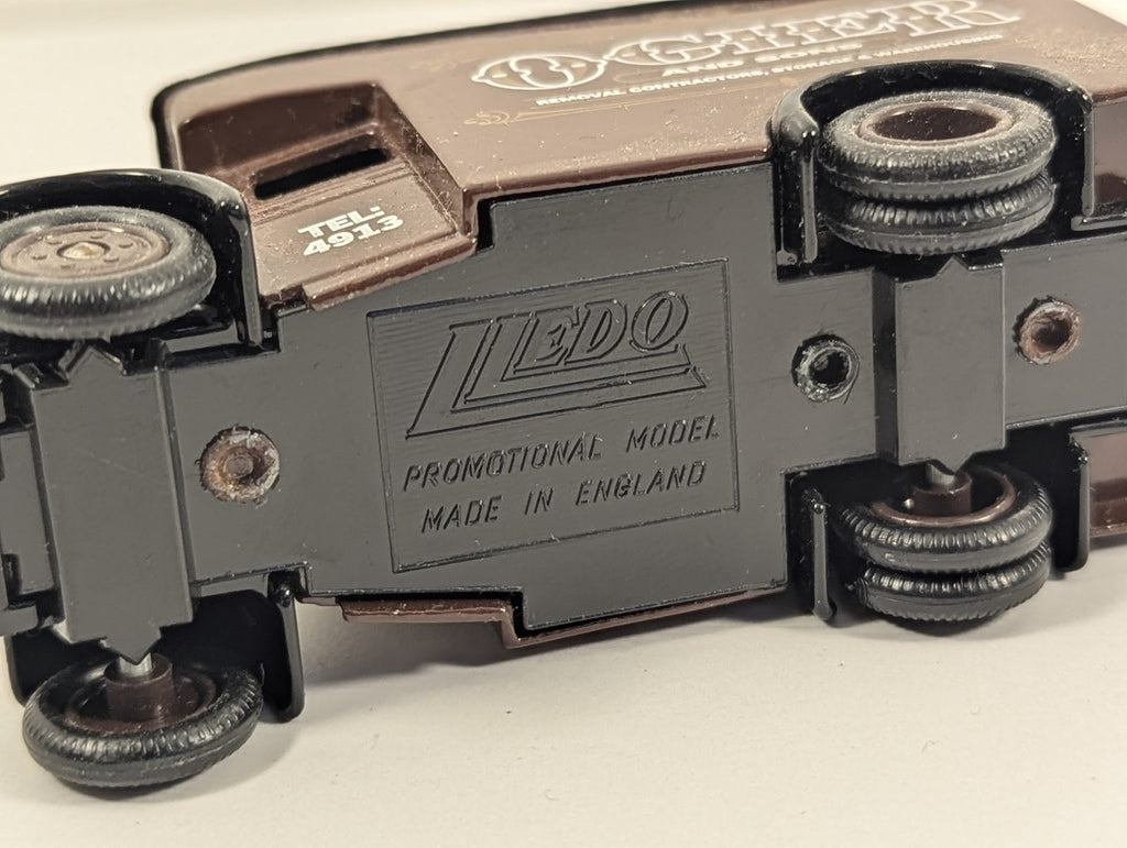 Lledo 1934 Chevrolet Luton Van Die-cast Model Vehicle