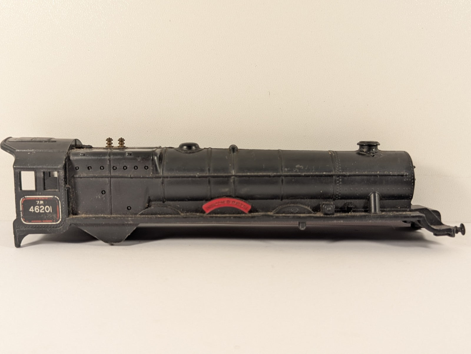 Tri-ang R50 OO Gauge Princess Elizabeth Body Shell BR Black