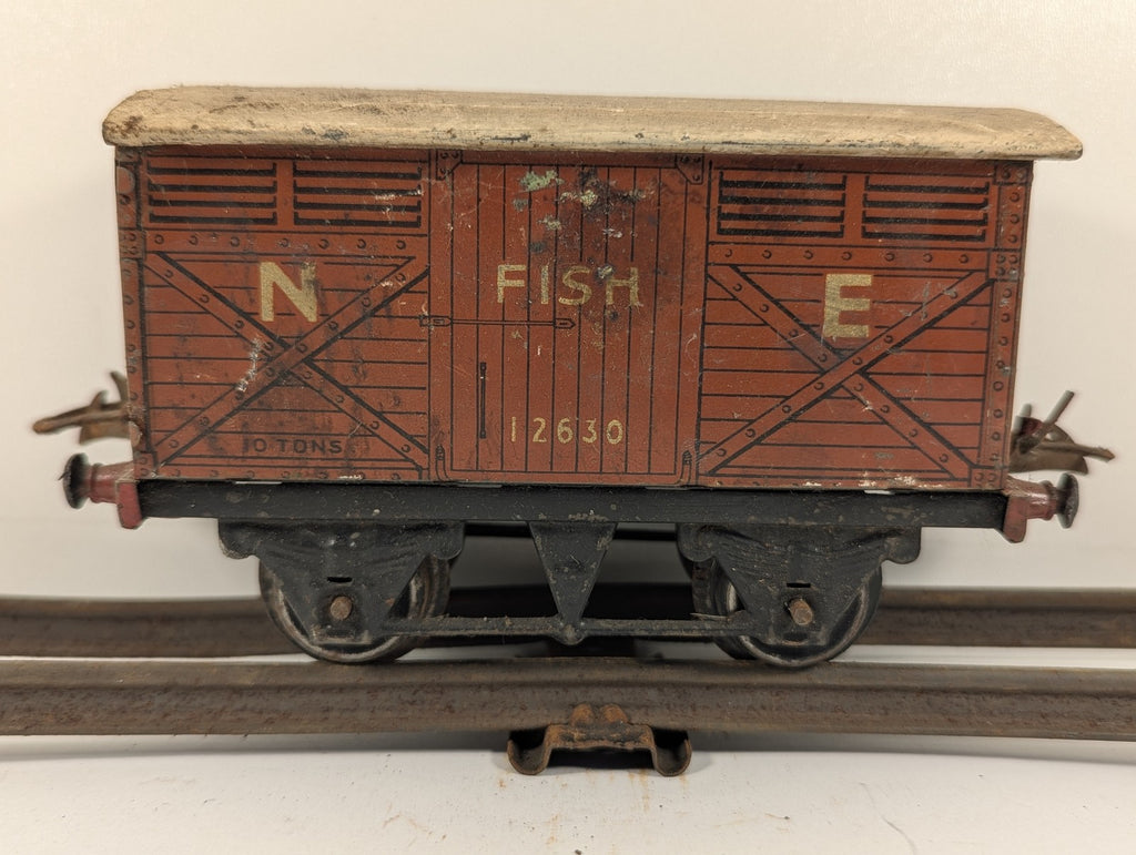 Hornby O Gauge No. 1 Fish Van Goods Wagon 12630 LNER brown