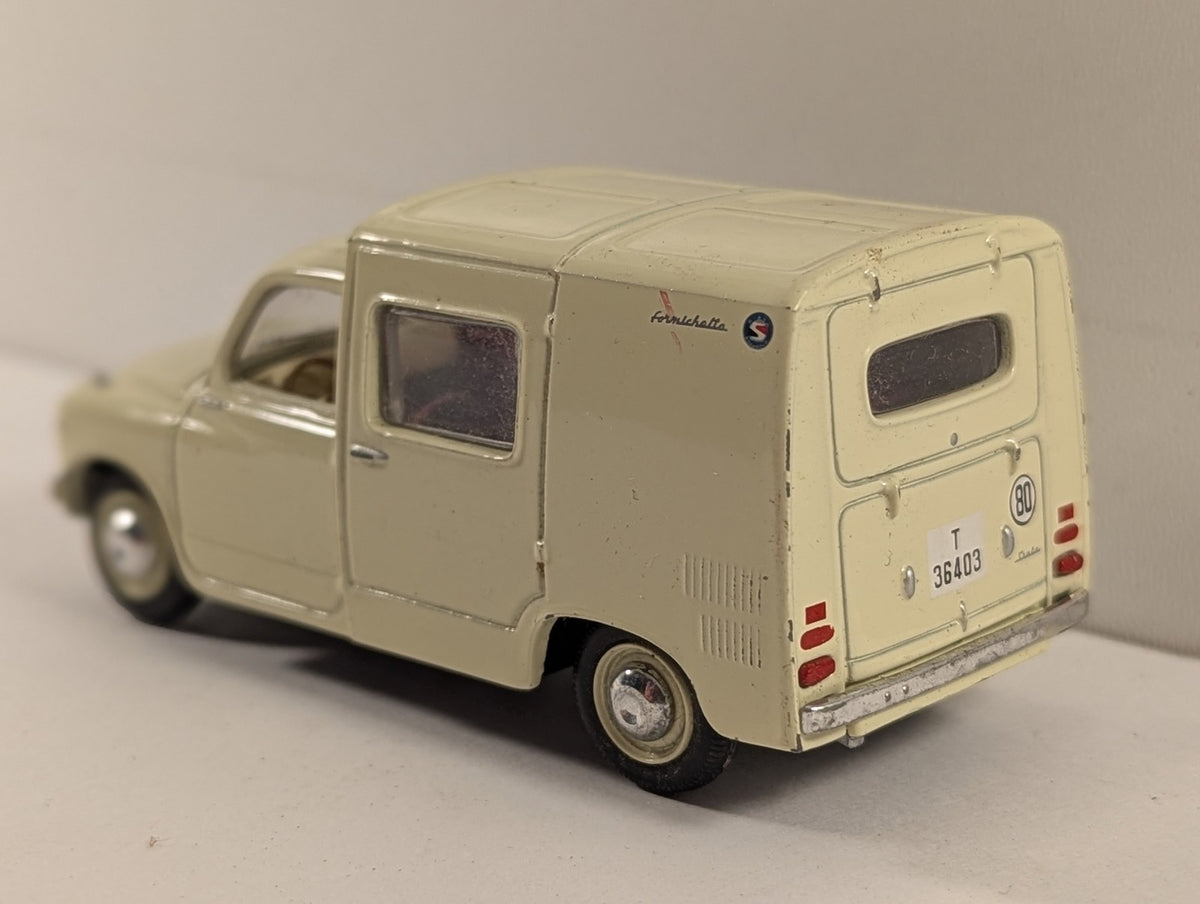 Solido 1:43 Siata Formichetta 1964 Die-cast Vehicle T 36403 Cream