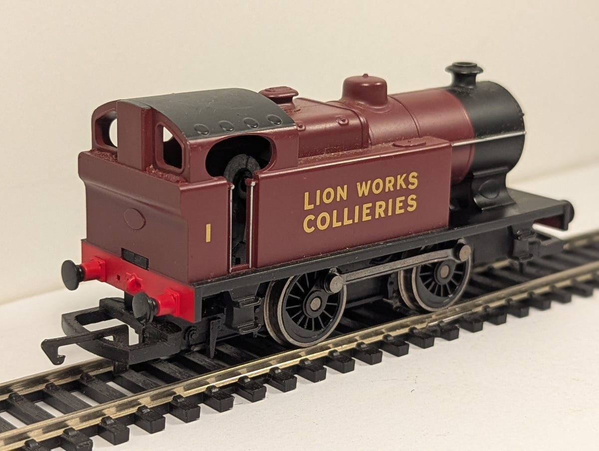 Hornby OO Gauge Lion Works Collieries 0-4-0 Industrial Tank Loco