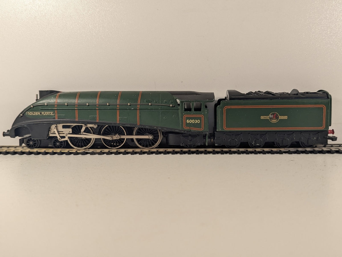 Hornby Dublo OO Gauge Class A4 'Golden Fleece' Steam Locomotive 60030 BR Green