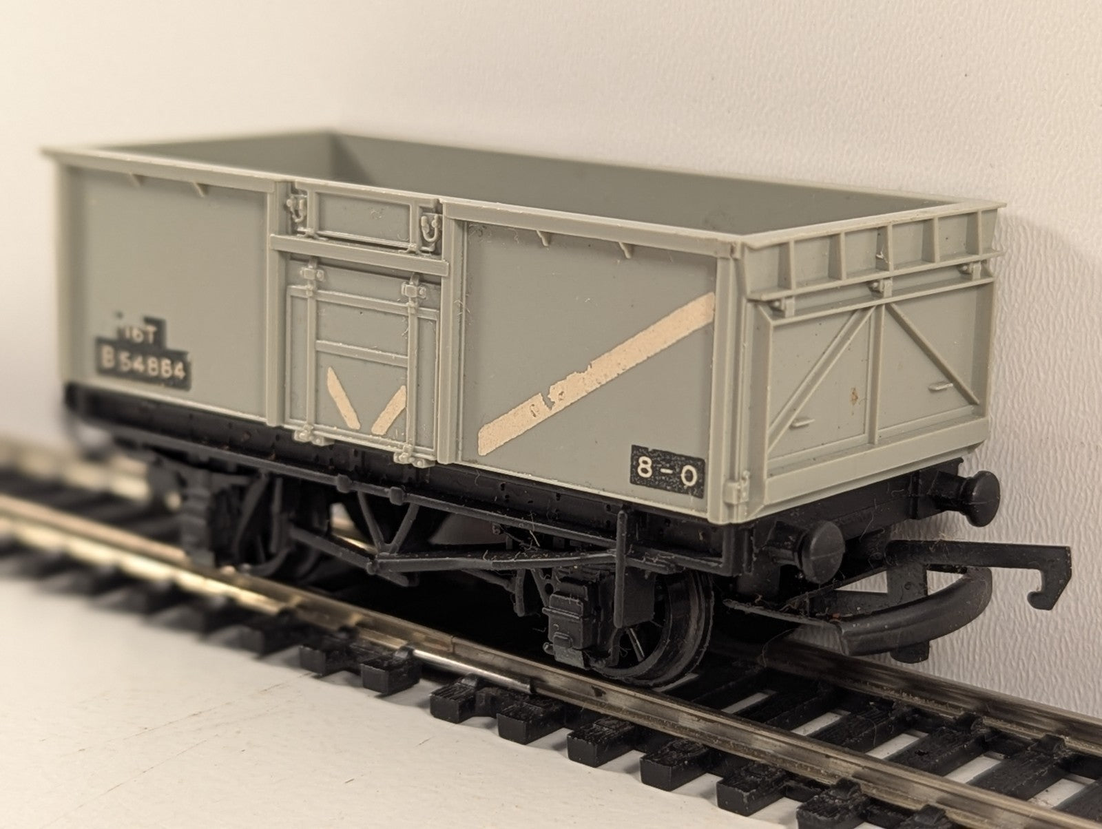 Tri-ang Wrenn W4655 OO Gauge 16T Mineral Wagon