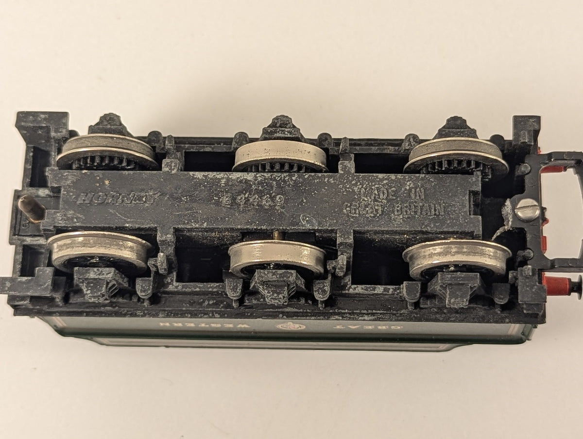 Hornby OO Gauge GWR 3-Axle Tender GWR Green