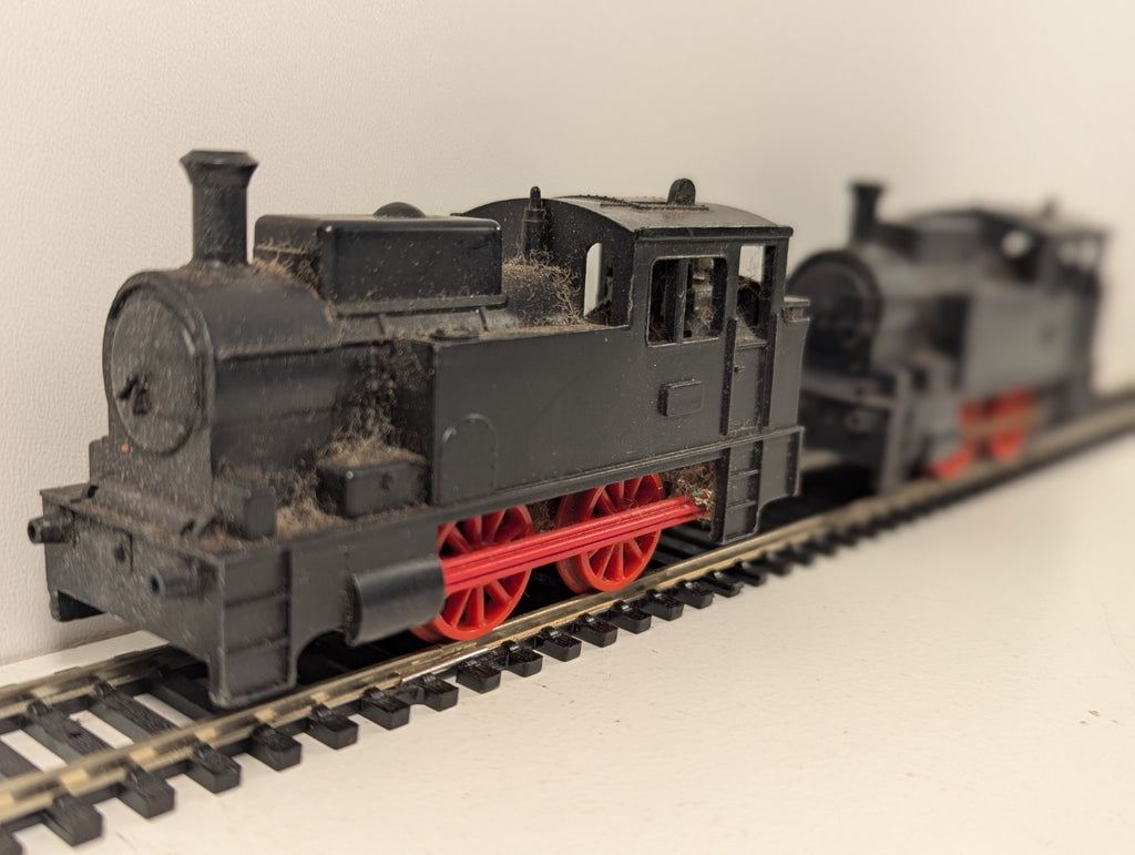 Tri-ang OO Gauge Clockwork Steam Tank Locomotives x2 Spares or Repair