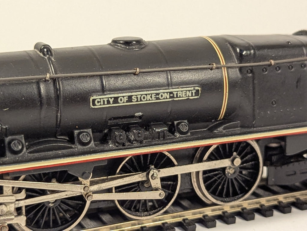 Wrenn OO Gauge Coronation Class 'City of Stoke-on-Trent' Locomotive