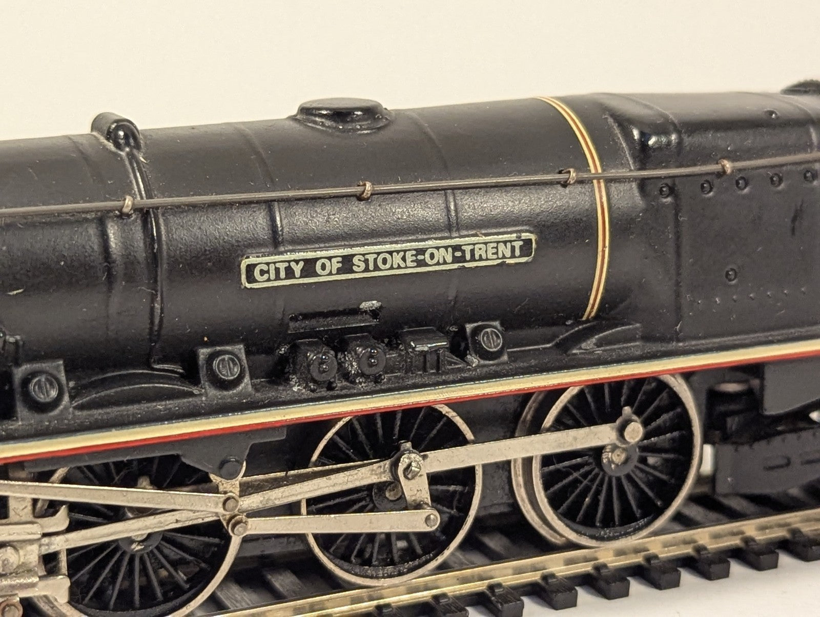 Wrenn OO Gauge Coronation Class 'City of Stoke-on-Trent' Locomotive