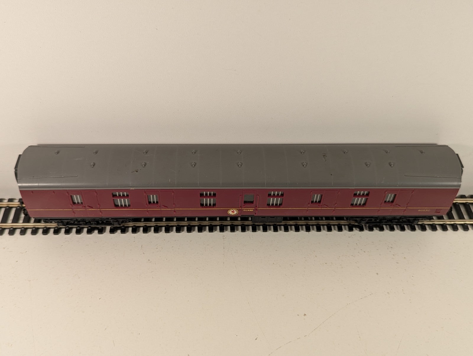 Tri-ang OO Gauge BR Maroon Mk1 Full Brake Coach