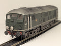 Bachmann OO Gauge Class 24 Diesel Locomotive D5013 BR Green