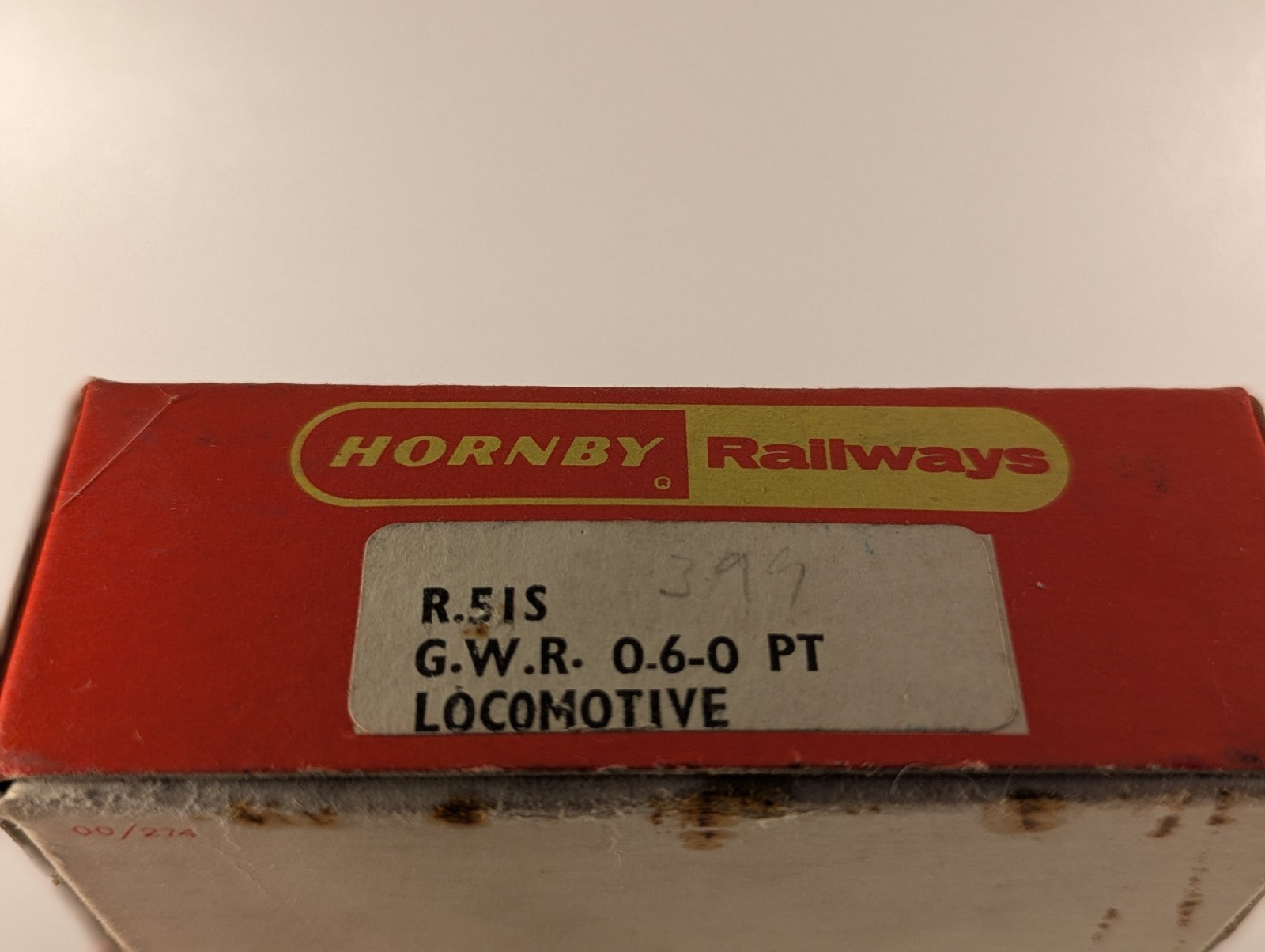 Hornby OO Gauge GWR 0-6-0T Pannier Tank Class 57xx Locomotive 8751 GWR Green