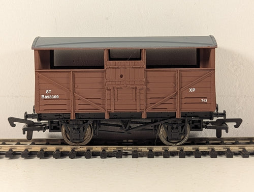 Dapol OO Gauge BR Cattle Wagon Goods Wagon B893369 BR Bauxite B501