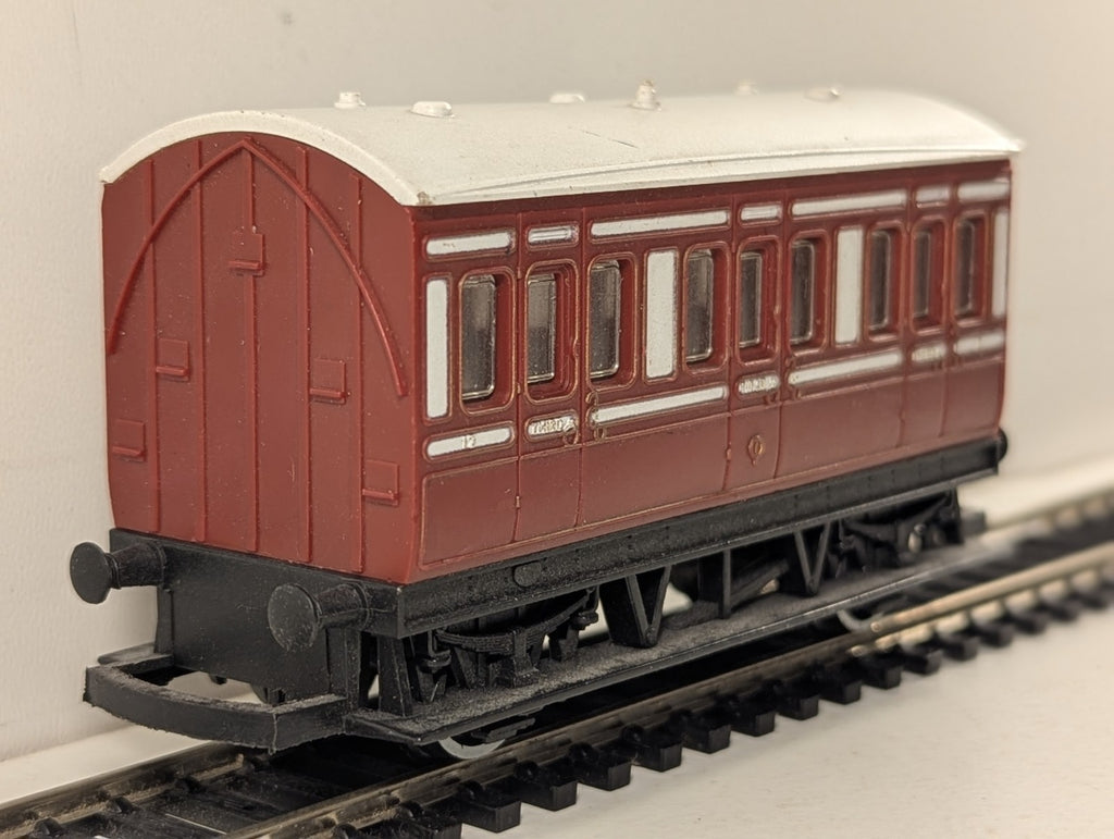 Hornby OO Gauge Caledonian Railway 4-Wheel Composite Coach Passenger
