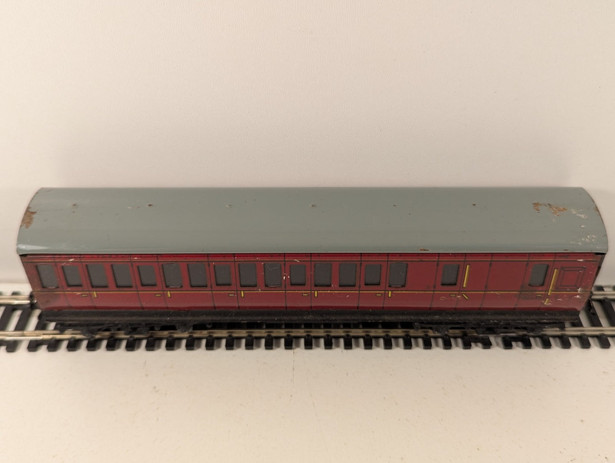 Hornby Dublo OO Gauge Tinplate Suburban Brake Coach