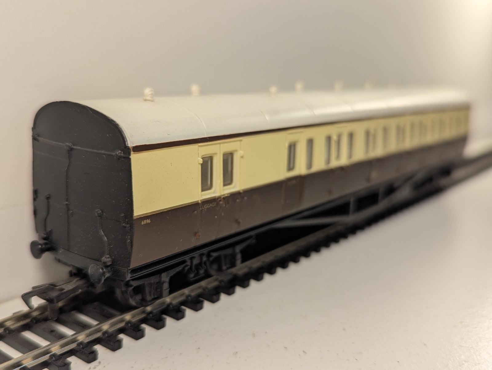 Airfix 54250 OO Gauge GWR Suburban Brake Coach