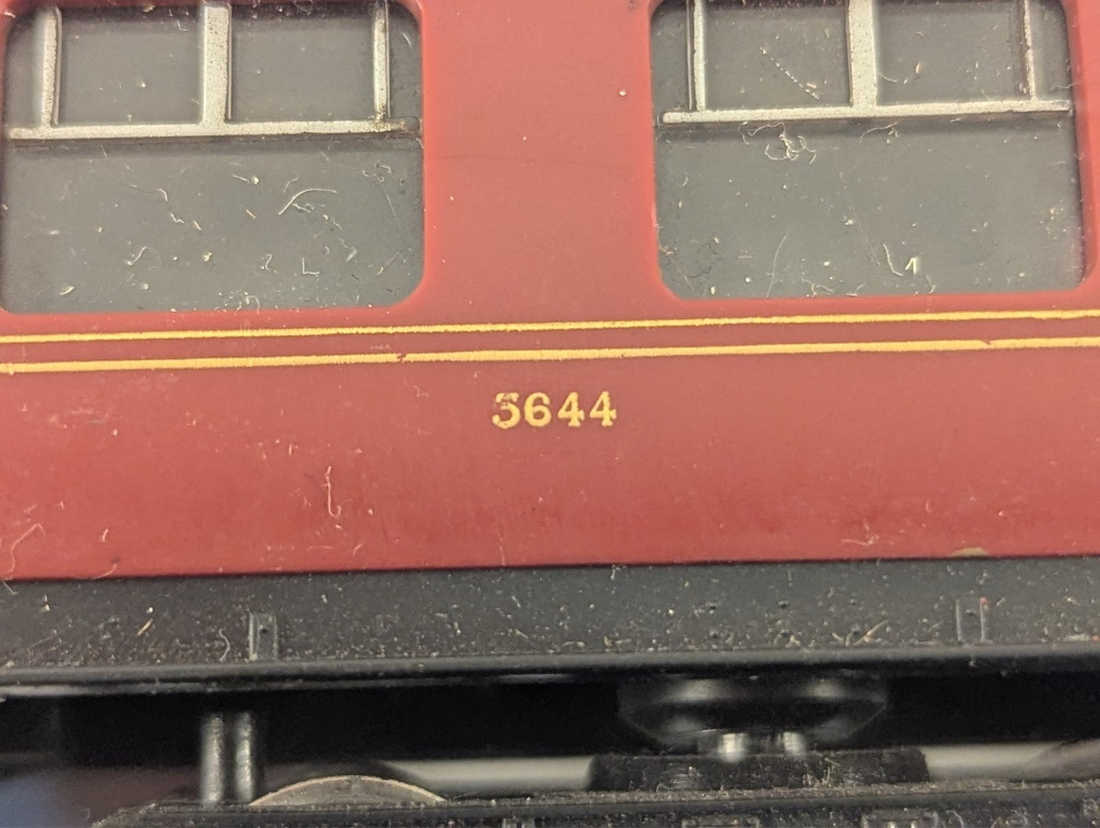 Hornby OO Gauge LMS Brake Third Coach