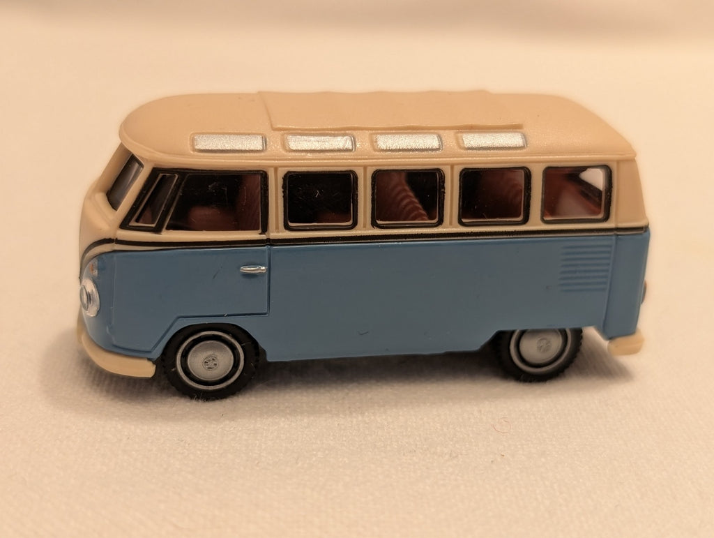 High Speed 1:87 Scale Volkswagen Type 2 T1 Combi Samba Bus Die-cast Van