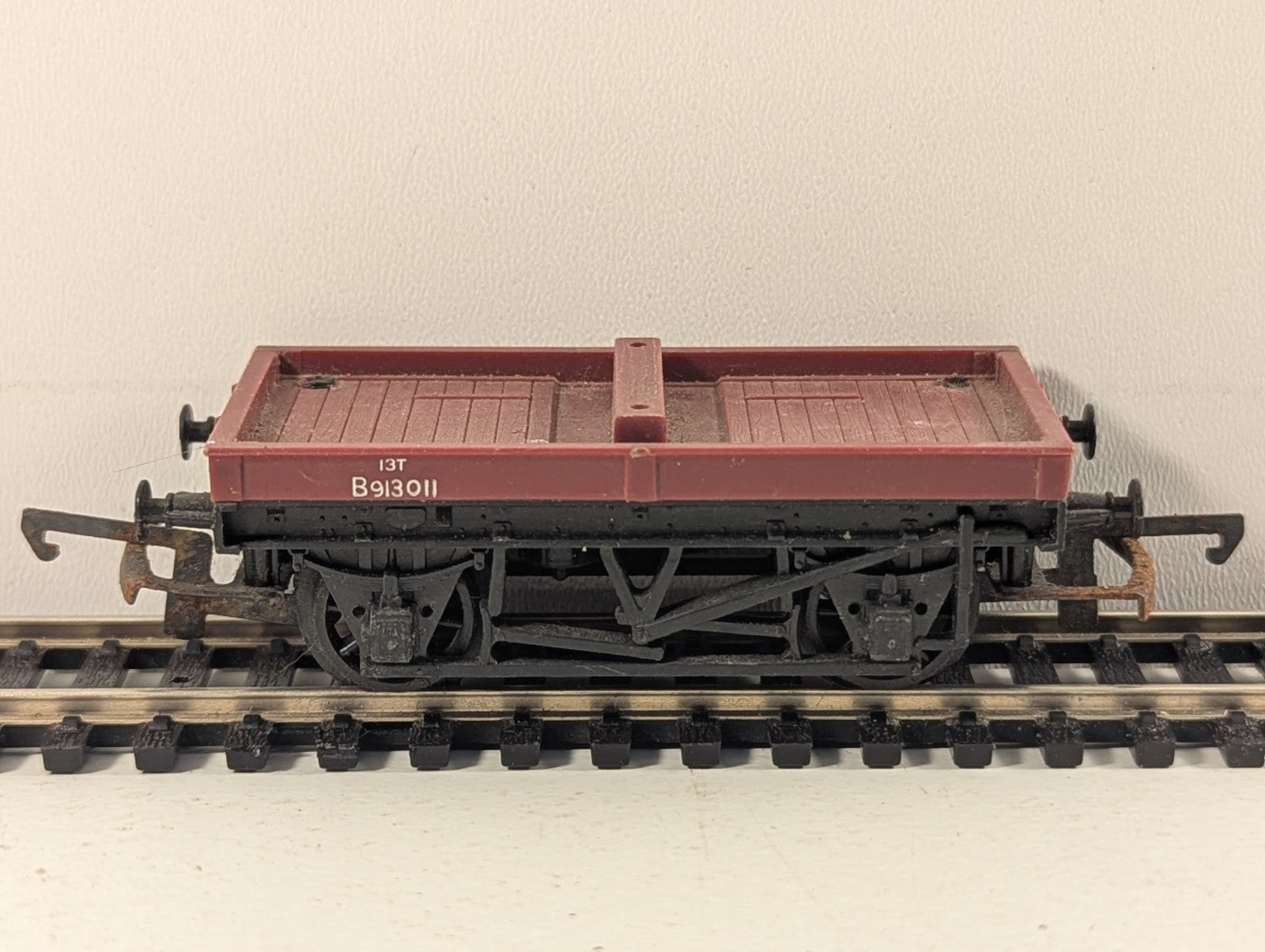 Tri-ang OO Gauge R14 BR 13T Medium Wagon B913011