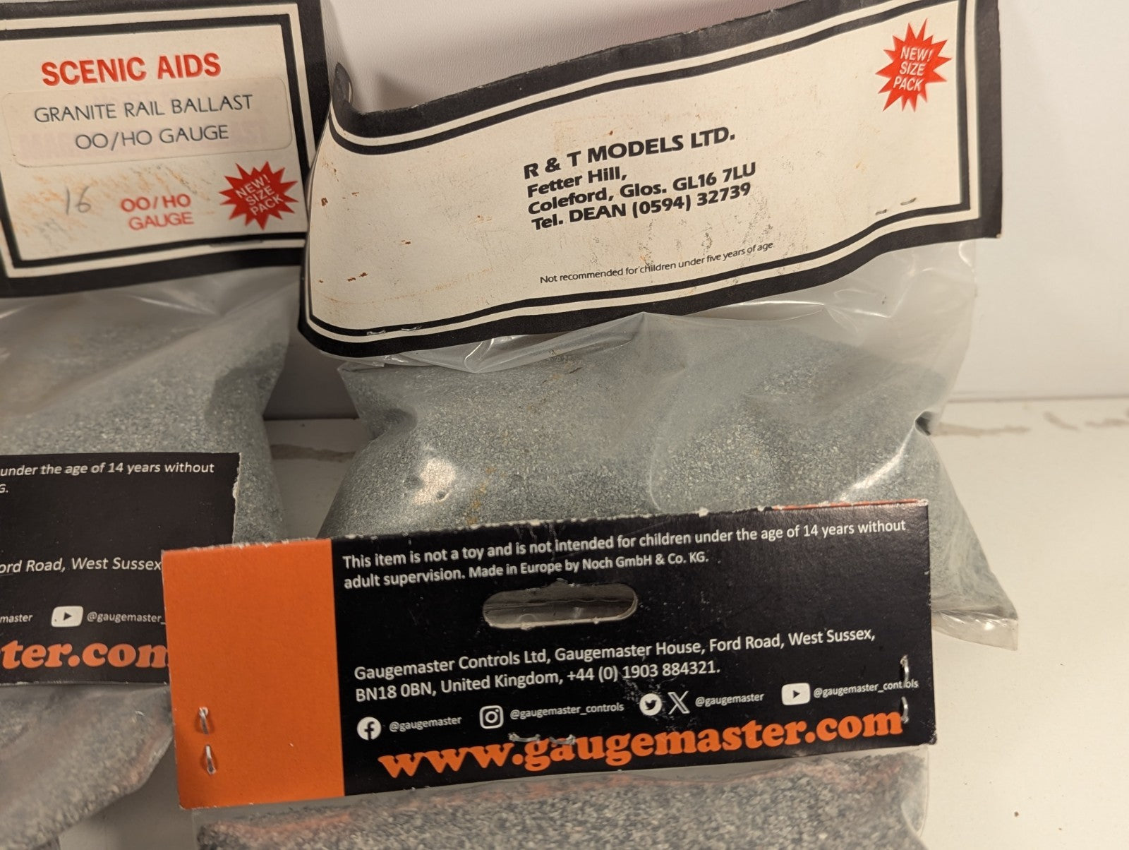 Gaugemaster and R & T Models OO HO Gauge Granite Rail Ballast Packets