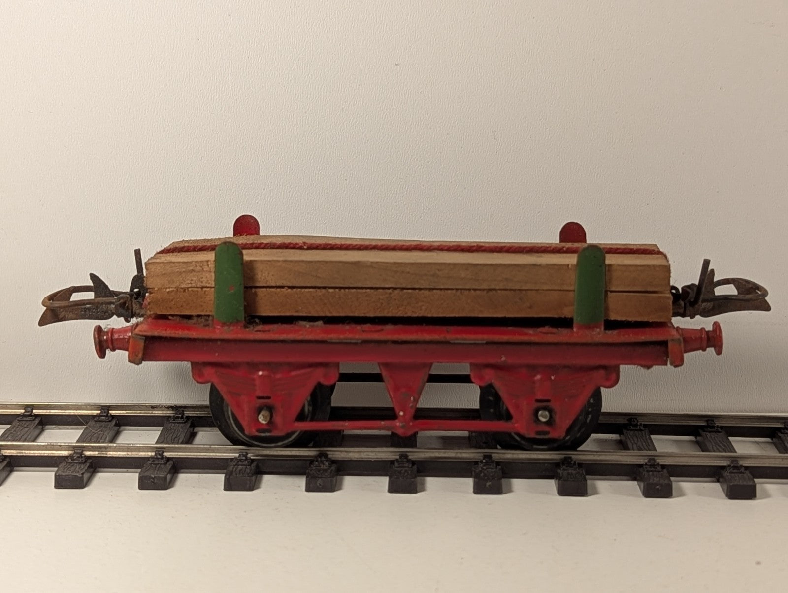 Hornby Series O Gauge Tinplate Timber Wagon Red