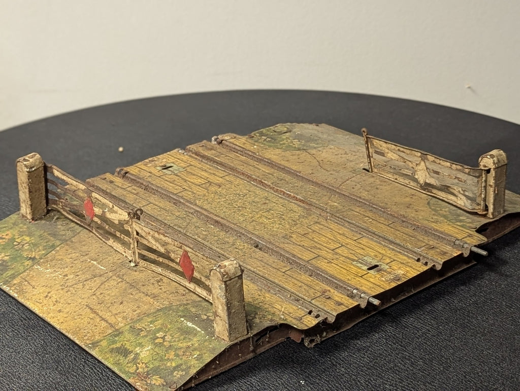 Hornby O Gauge No. 1 Level Crossing Double