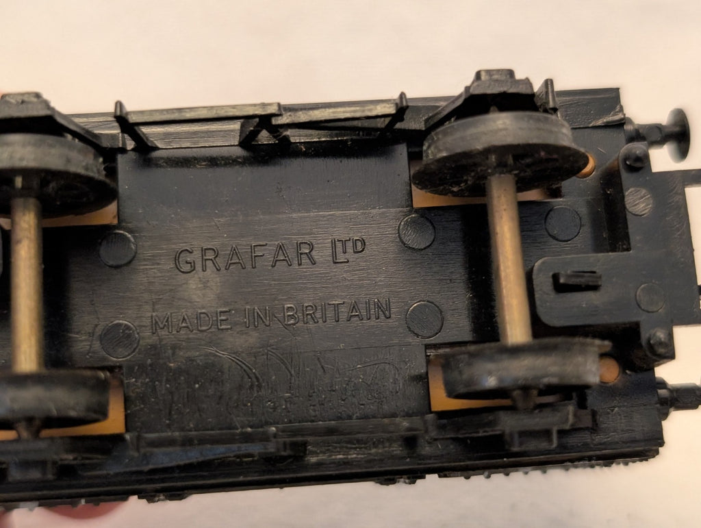 Graham Farish OO Gauge 7 Plank Open Wagon Bernard T. Frost Goods Wagon